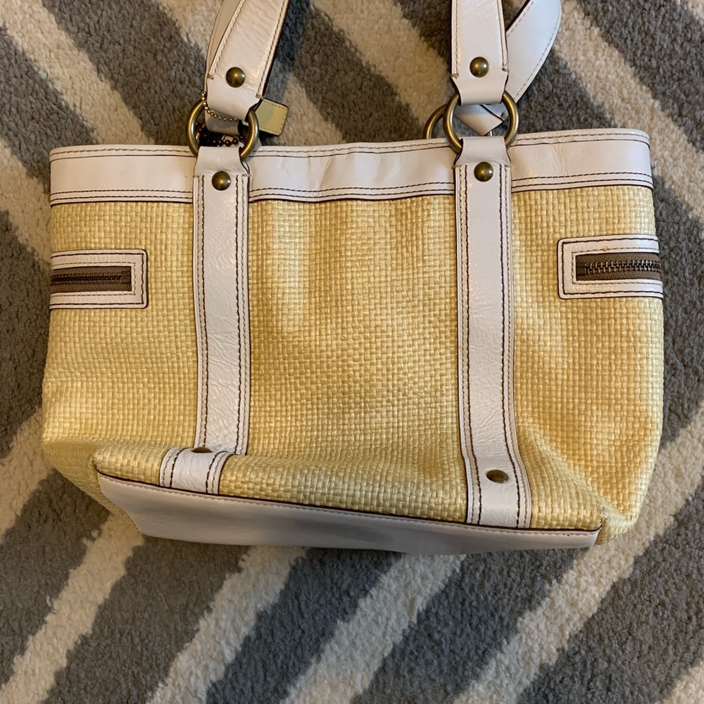 Coach Bag - Picture 4 of 8